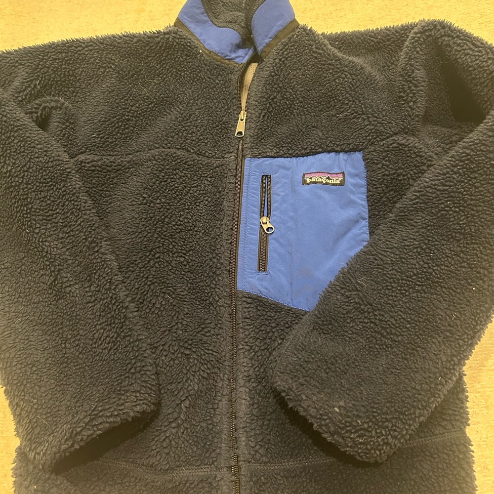 Patagonia navy and Blue Fleece Jacket- men’s small
